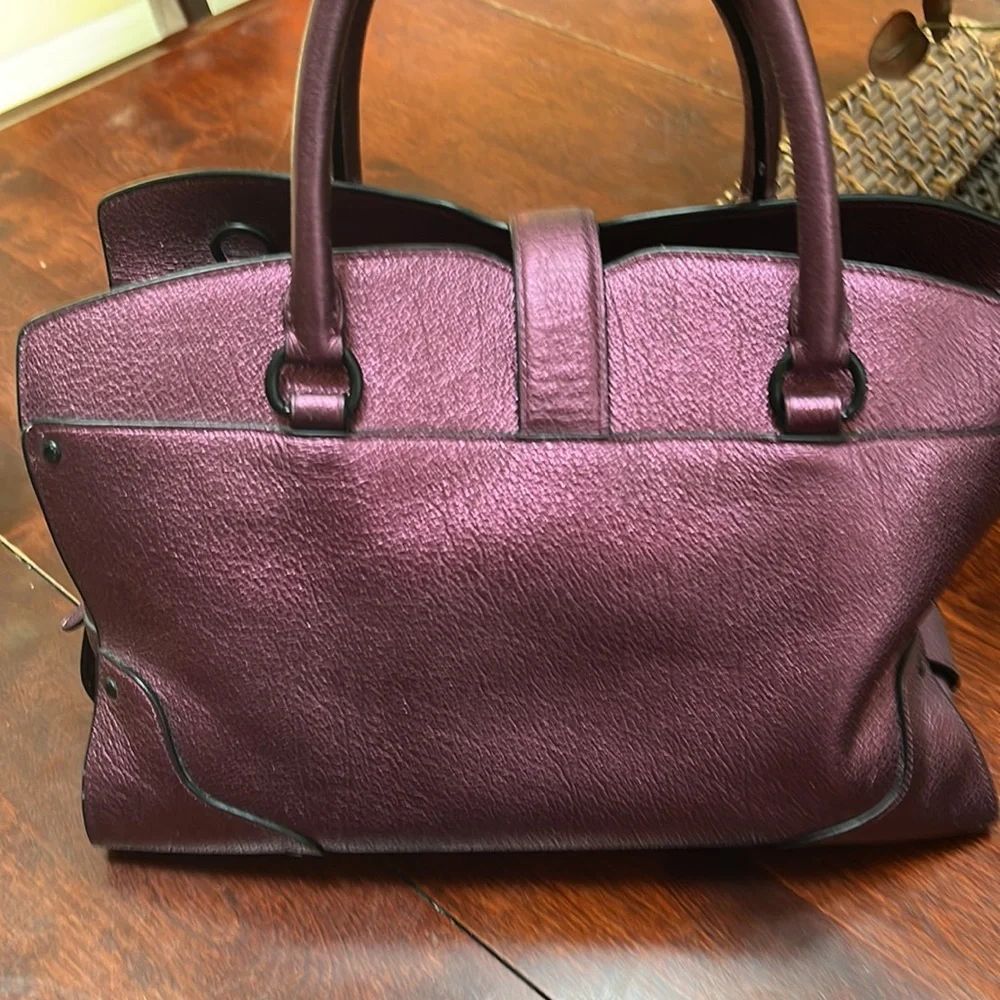 Coach Mercer bag with matching wallet and hanging charm. - Picture 4 of 12